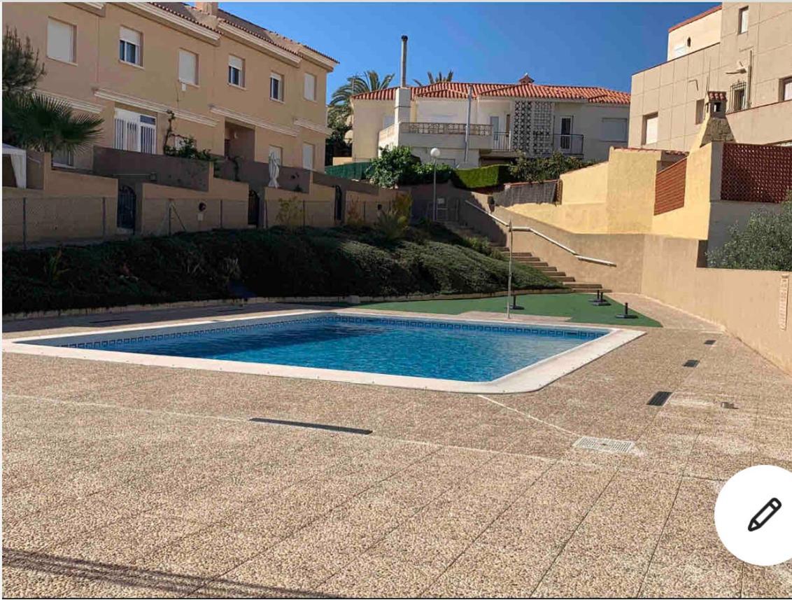 Adosado Cerca De La Playa Y Club De Buceo Con Piscina En Calabardina, Aguilas Esterno foto